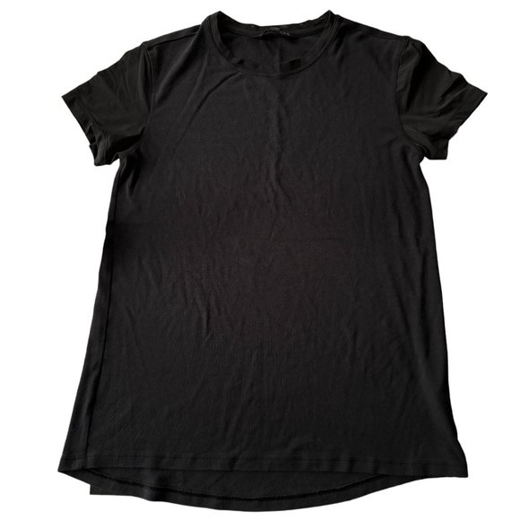 ATHLETA WOMANS BLACK T SHIRT SIZE SMALL | C2 - Picture 1 of 6